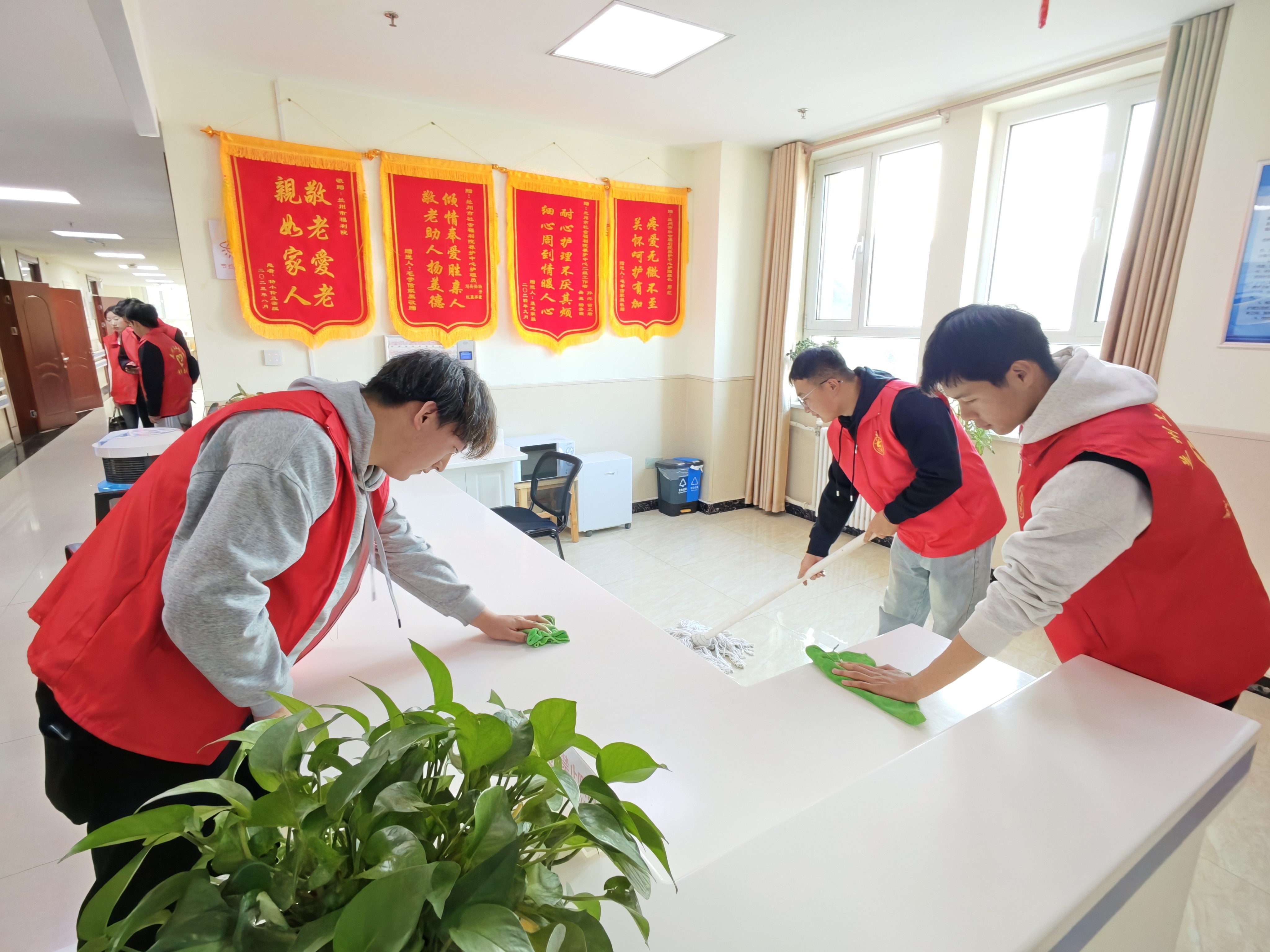 机电工程学院学生党支部开展志愿服务活动